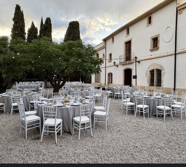 Dîner dans une authentique masia catalane lors de la convention Nuvia organisée par Force Rose