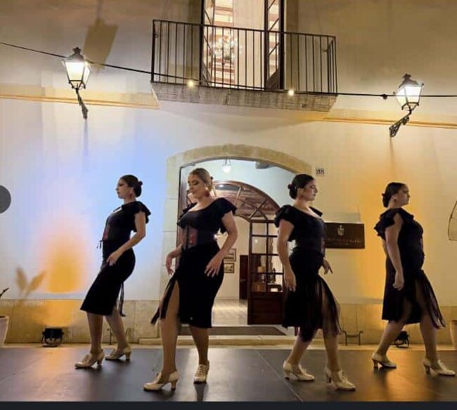Spectacle de flamenco contemporain animant la soirée dans la masia, convention Nuvia par Force Rose