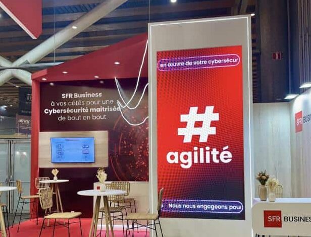 Stand Force Rose pour SFR Business au Forum INCYBER
